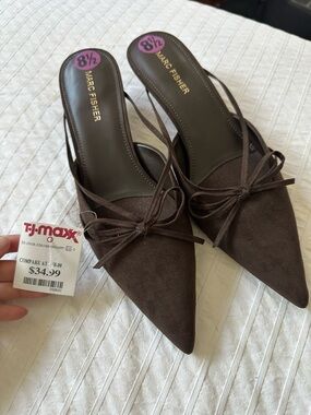 NWT Marc Fisher Brown Mules